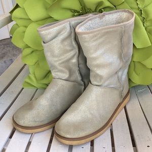 Aldo Cream Cancio Suede Boots